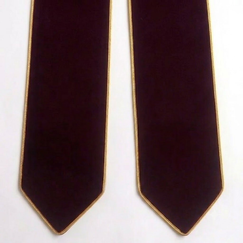 Pinggiran Tali Satin
